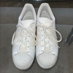 White Adidias Orthilite Size 7 Sneakers